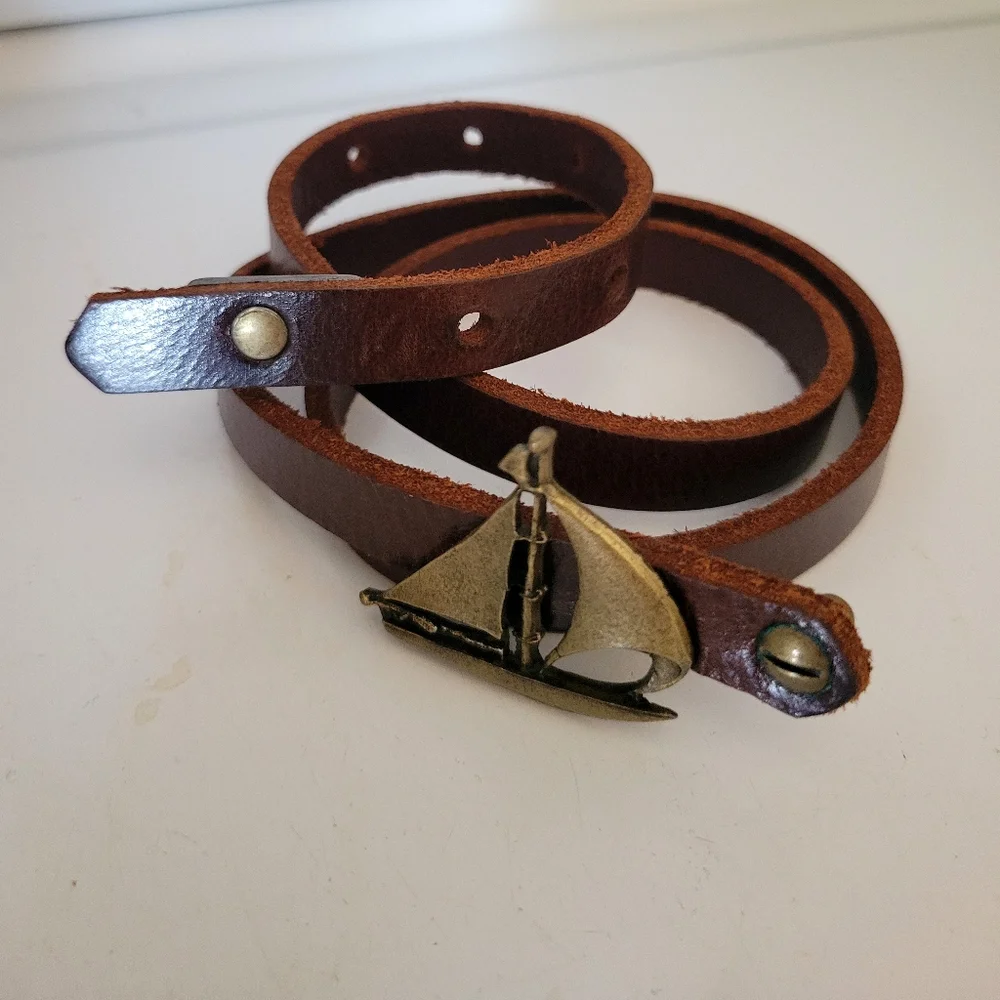 Vintage Style Leather Belt Sailboat Buckle Moss Mills S/M